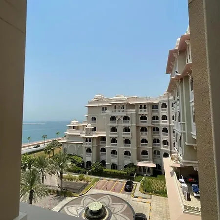 Royal Club By Rvhr, Grandeur Residence Crescent Palm Jumeirah Dubai Esterno foto