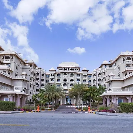 Royal Club By Rvhr, Grandeur Residence Crescent Palm Jumeirah Dubai Esterno foto
