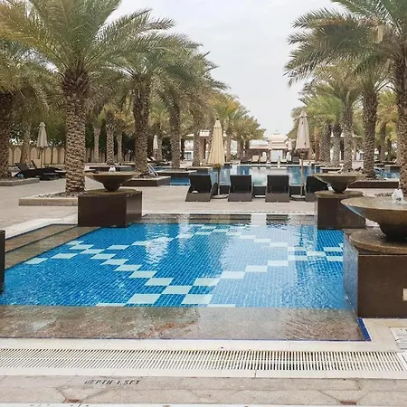 Royal Club By Rvhr, Grandeur Residence Crescent Palm Jumeirah Dubai Esterno foto