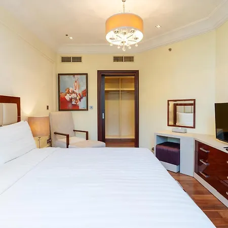 Royal Club By Rvhr, Grandeur Residence Crescent Palm Jumeirah Dubai Esterno foto