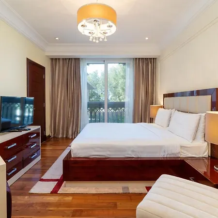 Royal Club By Rvhr, Grandeur Residence Crescent Palm Jumeirah Dubai Esterno foto