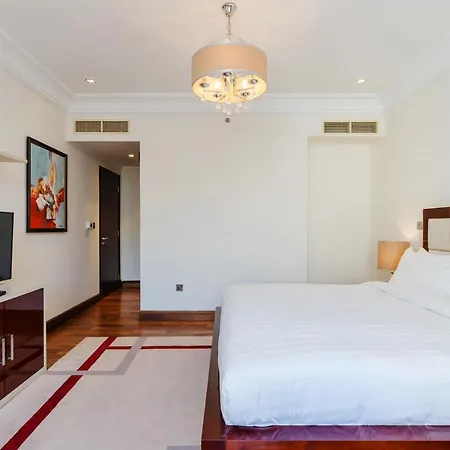 Royal Club By Rvhr, Grandeur Residence Crescent Palm Jumeirah Dubai Esterno foto