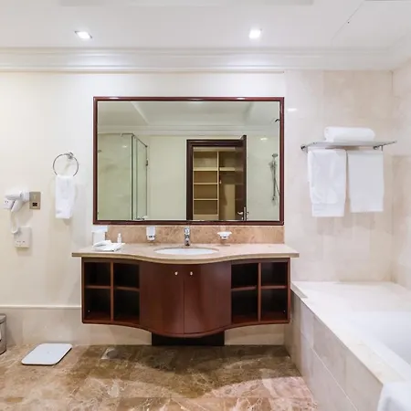 Royal Club By Rvhr, Grandeur Residence Crescent Palm Jumeirah Dubai Esterno foto