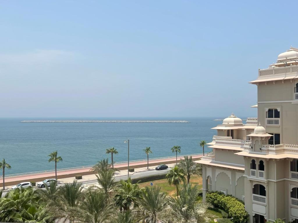 Royal Club By Rvhr, Grandeur Crescent Palm Jumeirah شقة