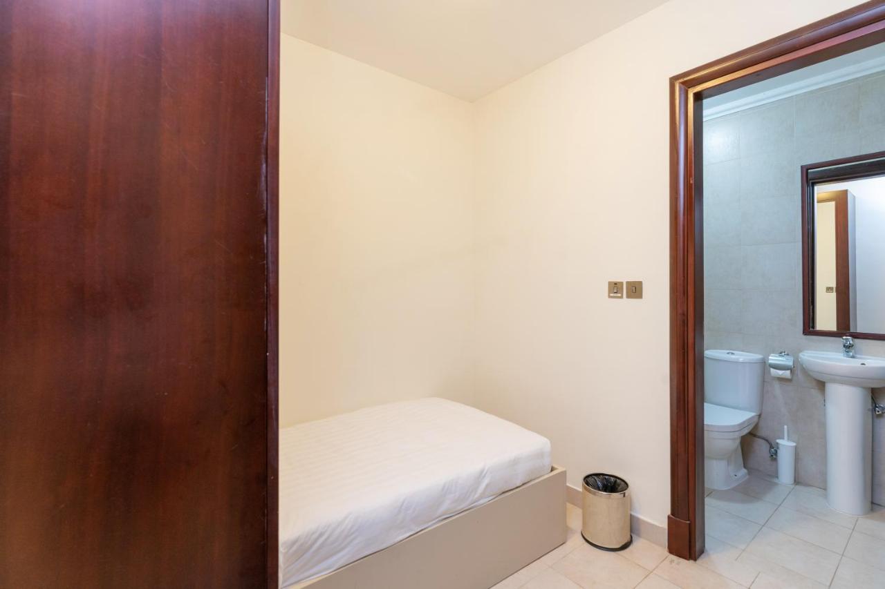 شقة Royal Club By Rvhr, Grandeur Crescent Palm Jumeirah دبي
